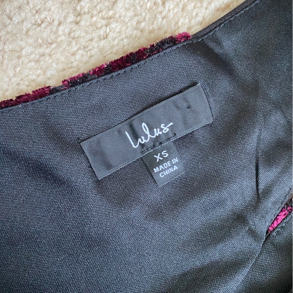 Lulus “Drinks at Dusk” Black Floral Burnout Velvet One-Shoulder Dress Size XS - Picture 5 of 6